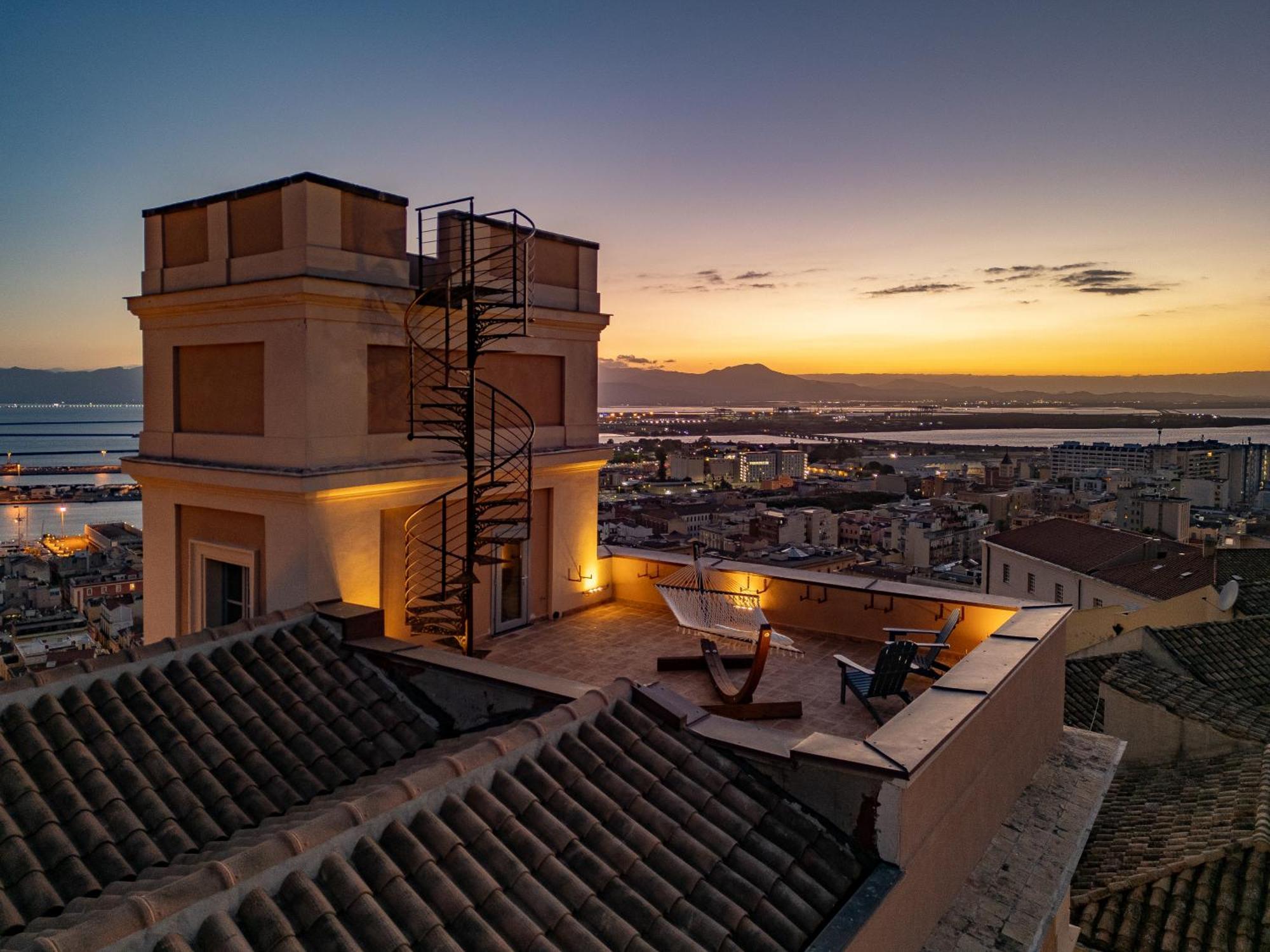 Hotel Palazzo Boyl 1840 Cagliari Exterior foto