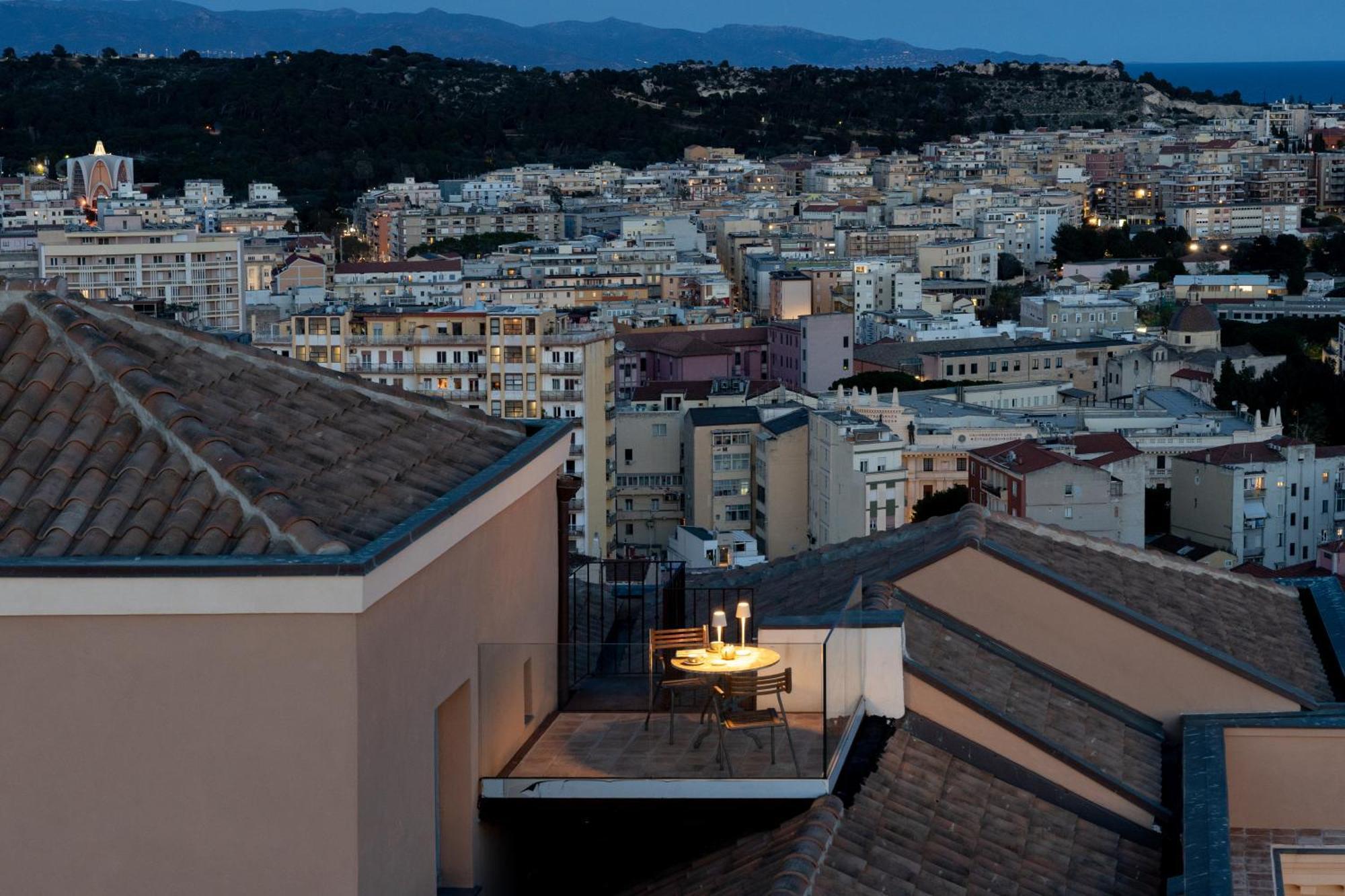 Hotel Palazzo Boyl 1840 Cagliari Exterior foto